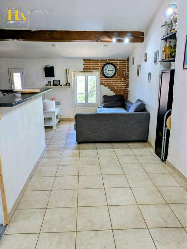 Appartement à AURIBEAU-SUR-SIAGNE