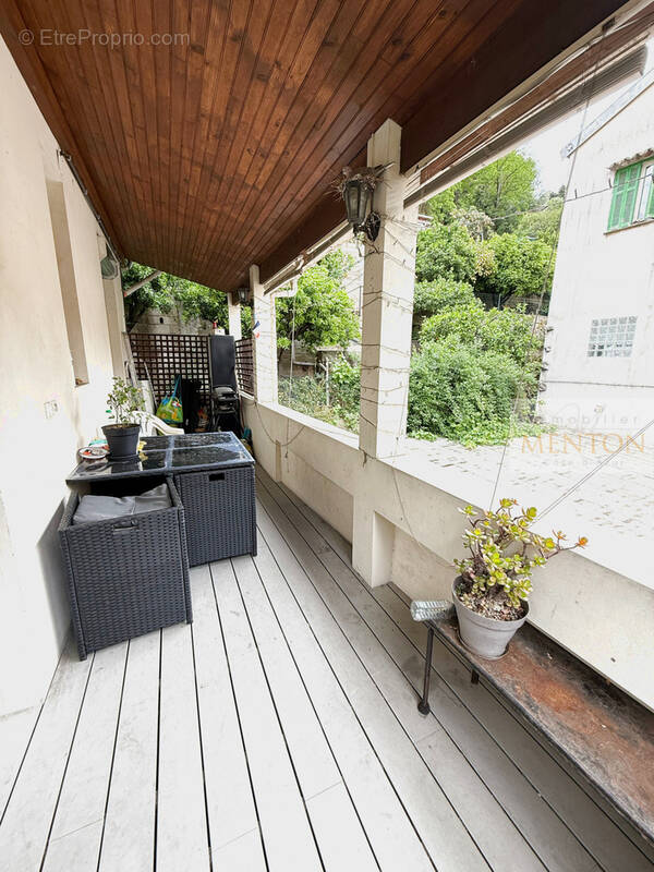 Appartement à MENTON