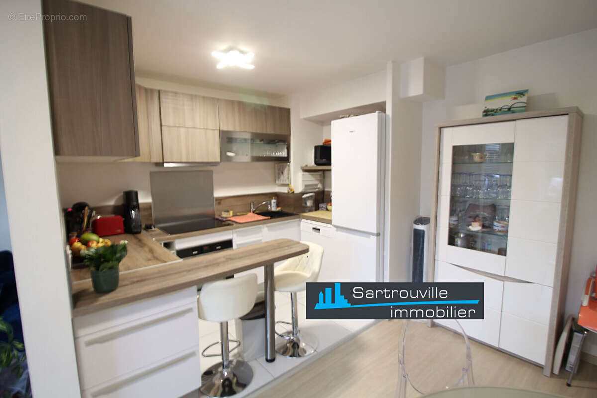 Appartement à SARTROUVILLE