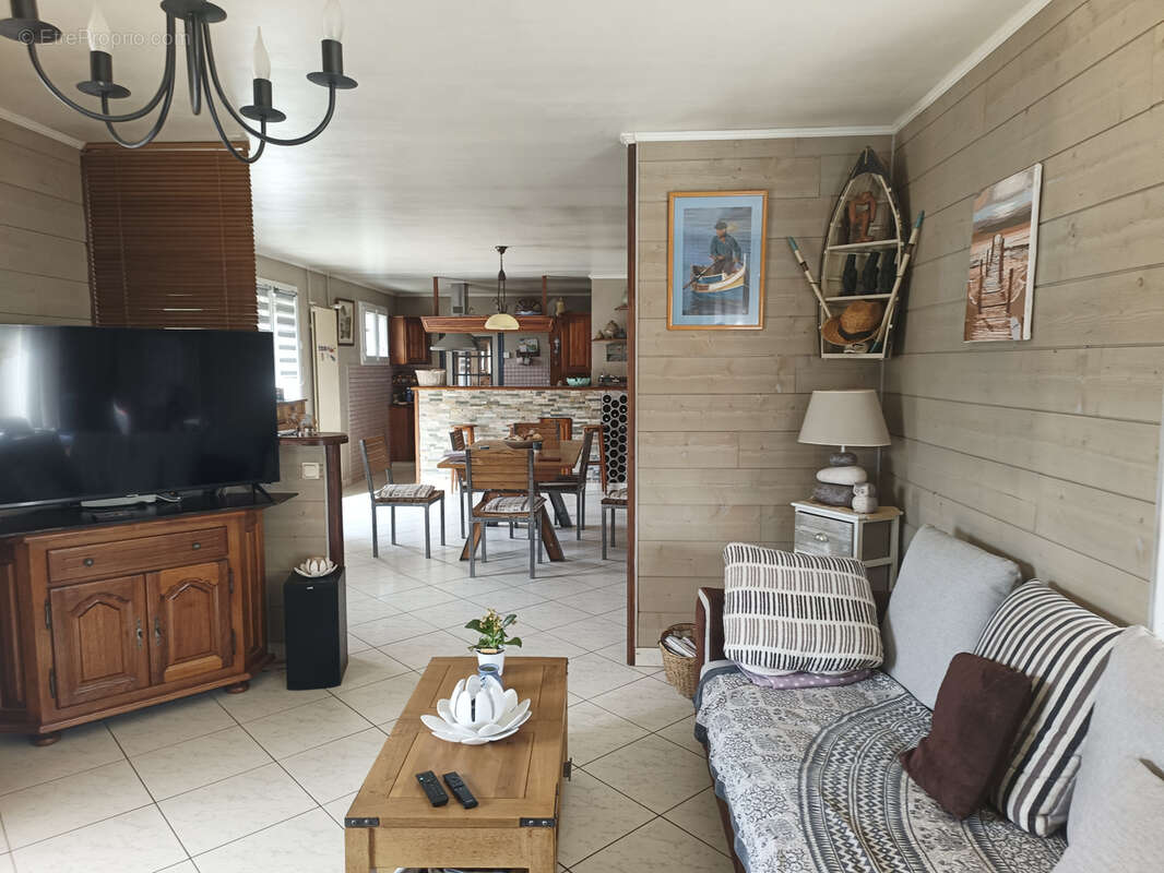Maison à SABLONS