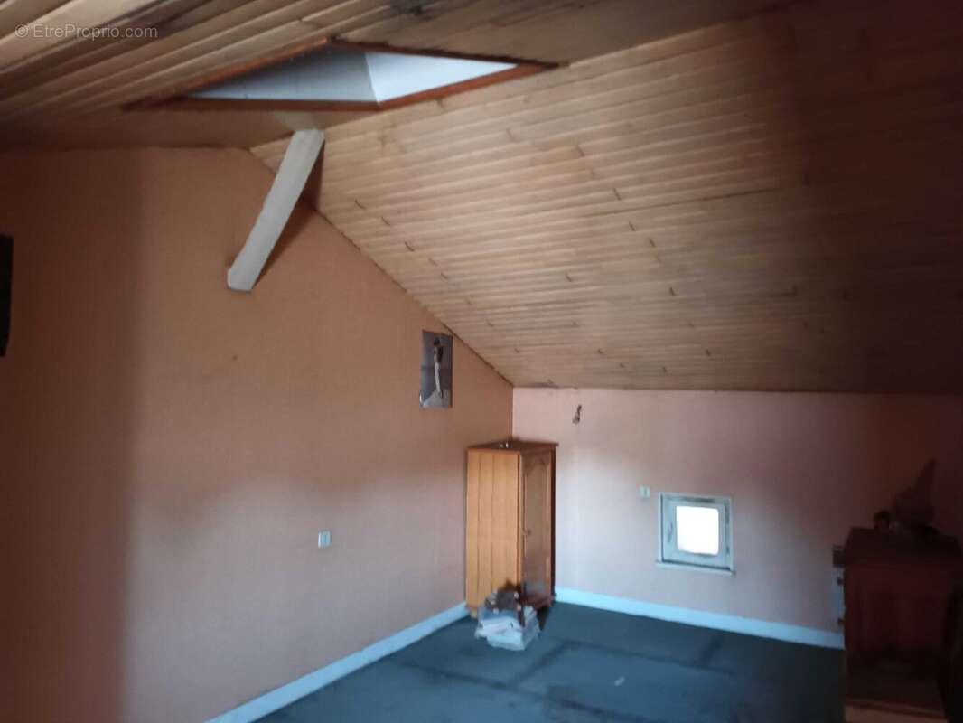 Maison 160 m² à Chasseneuil-Sur-Bonnieure  - photo 8