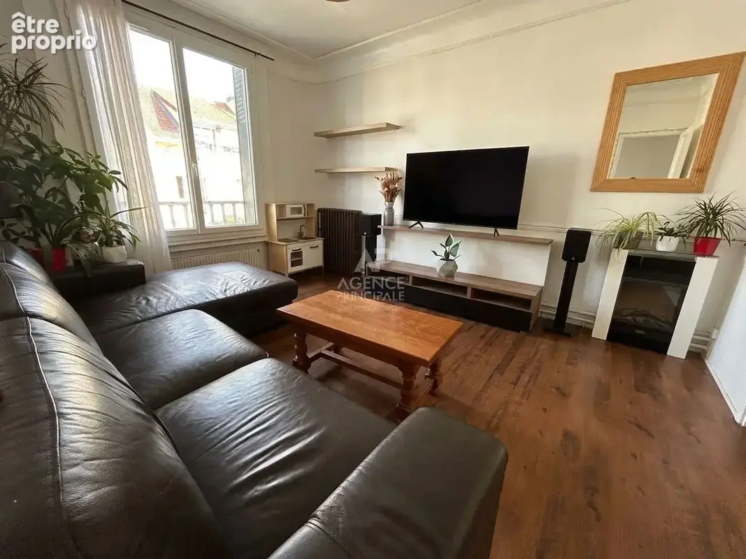 Maison Poissy 6 pièce(s) Quartier Saint Barthélémy - photo 3