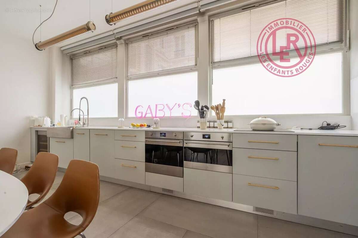 Appartement à PARIS-11E