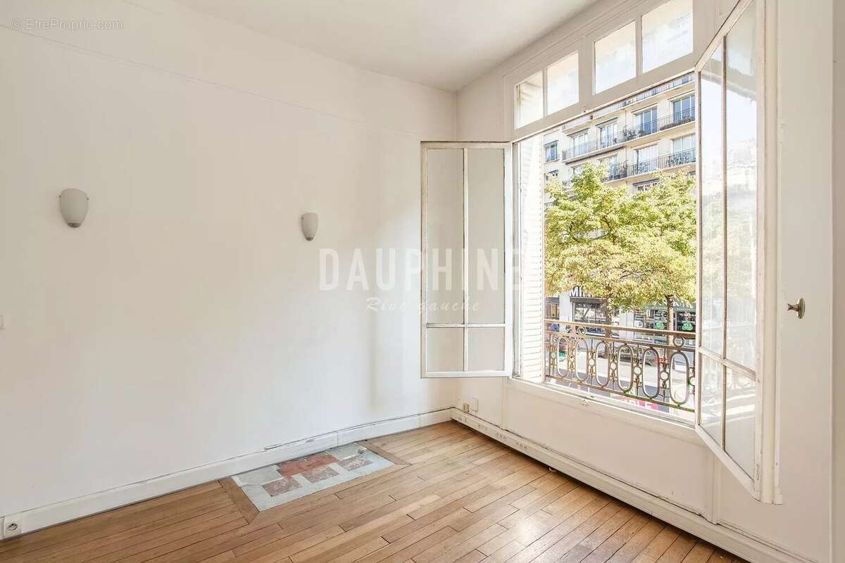 Appartement à PARIS-6E