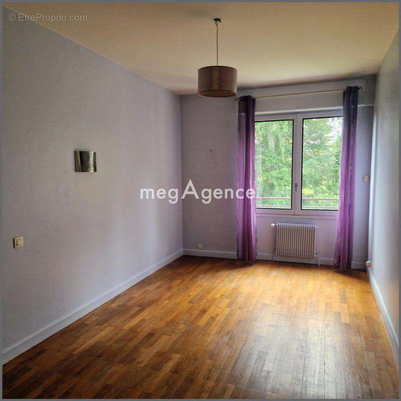 Appartement à TASSIN-LA-DEMI-LUNE