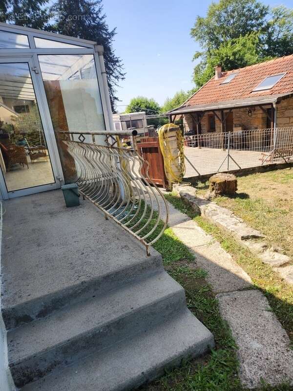Propriété avec studio indépendant LIZIERES (23) - photo 12