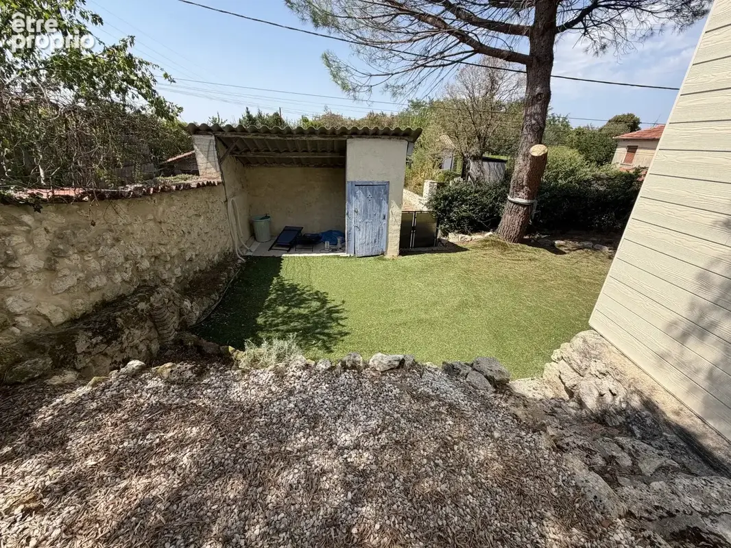 Un bien rare alliant le cachet de la pierre et le confort moderne, à découvrir sans tarder. Maison de caractère en pierre (136 m - photo 11