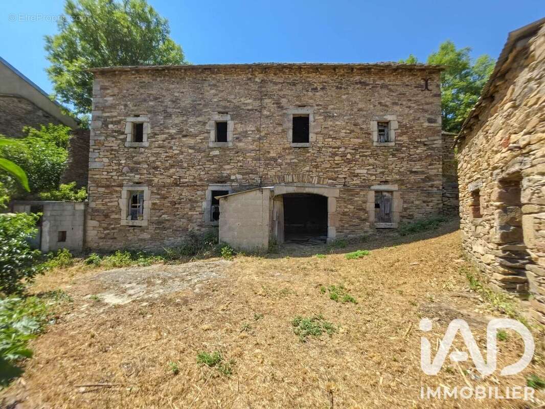 Maison 480 m² à Curan  - photo 4