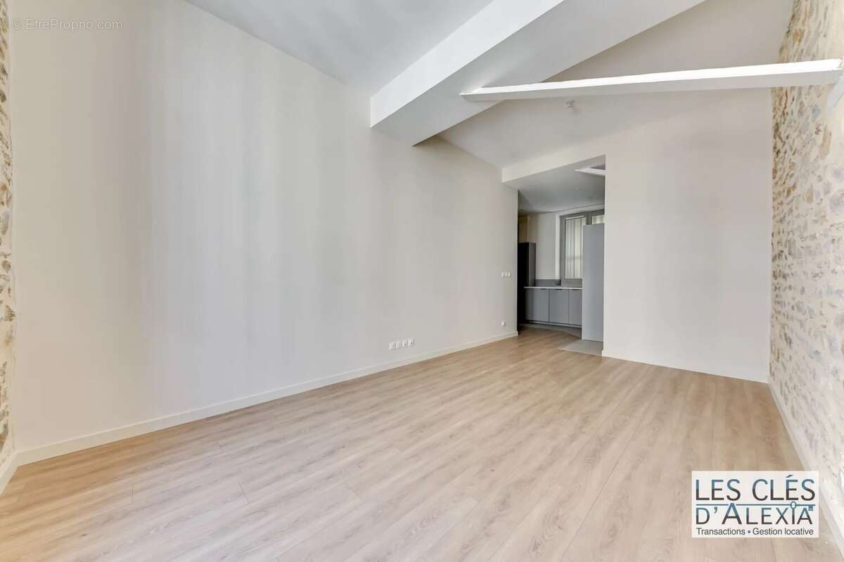 Lyon 6ᵉ – Rue Sully  Superbe T1 rénové de 32 m² à deux pas de la place Maréchal Lyautey - photo 6