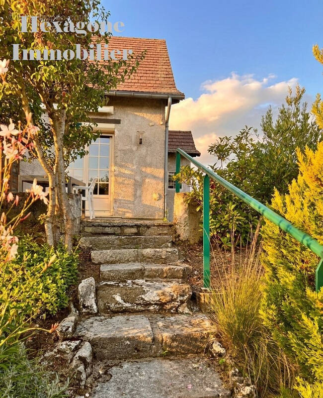 Maison à BONNY-SUR-LOIRE
