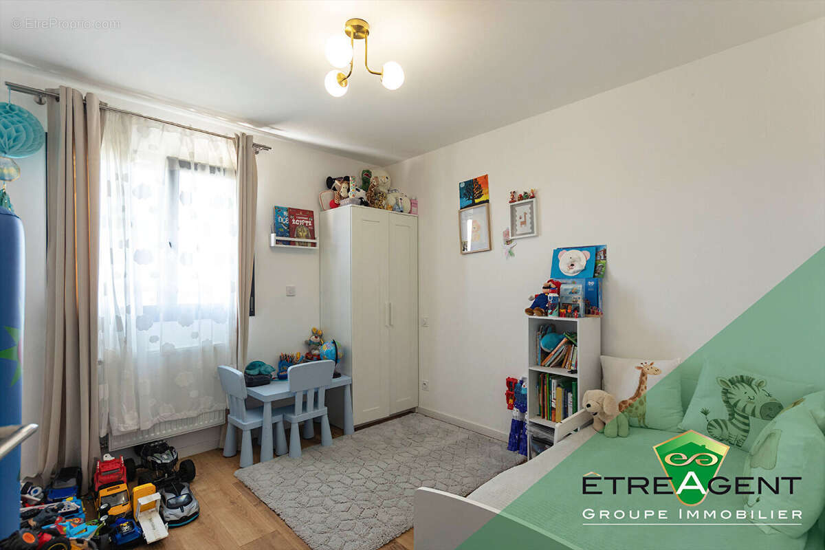 Maison GIBERVILLE - 114 m² - 4 chambres - photo 14