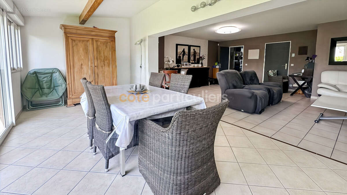 Maison à BRIE-COMTE-ROBERT
