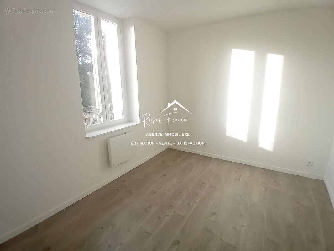 Maison à CHATELLERAULT