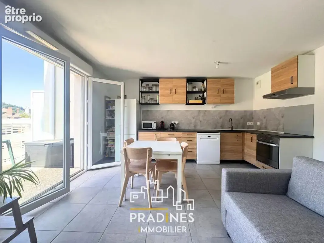 Photo Appartement à Givors au prix de 169 900€