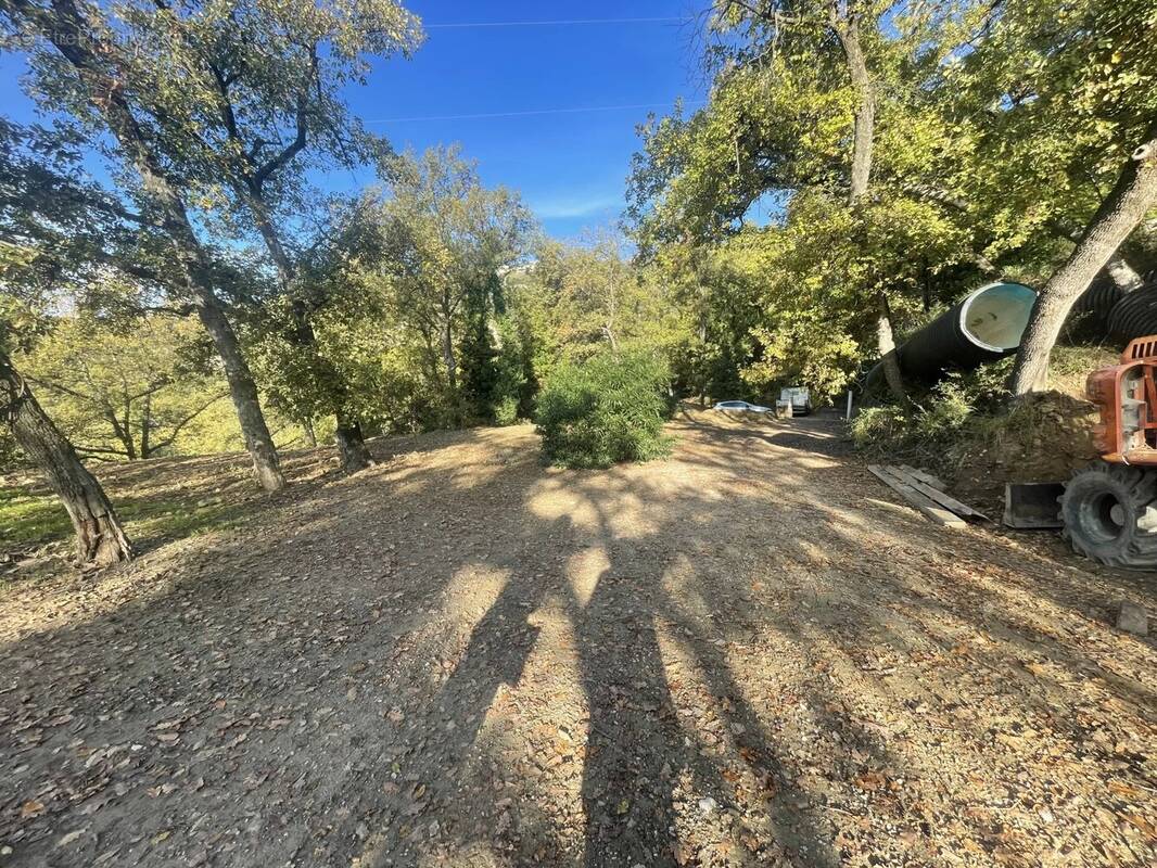 Terrain à BERRE-LES-ALPES