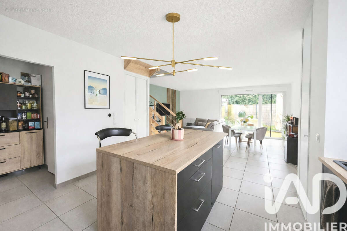 Photo 2 - Maison à VILLENAVE-D'ORNON