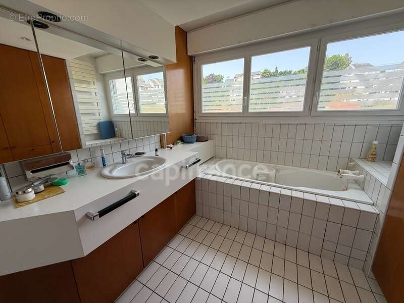 Appartement avec parkings et vue imprenable - photo 13