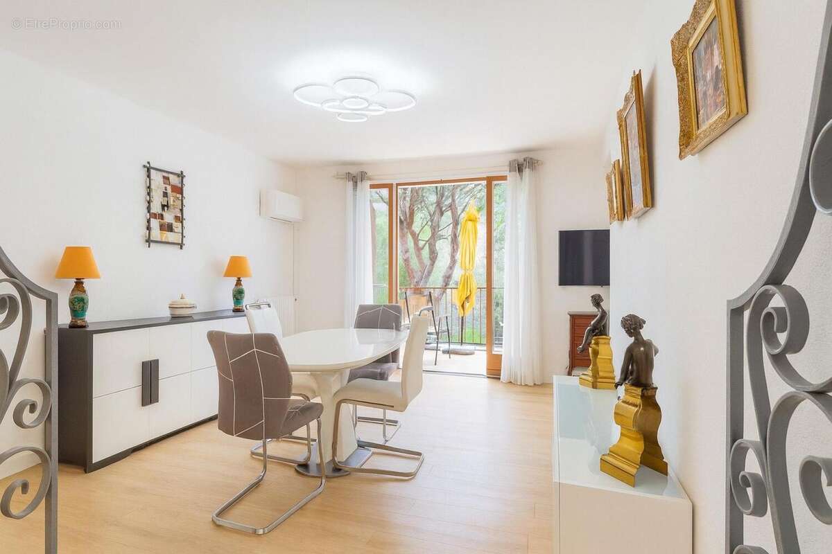 Photo 2 - Appartement à DRAGUIGNAN