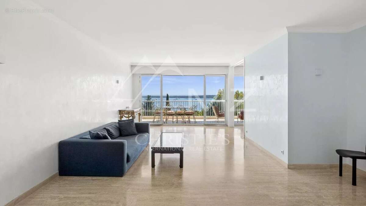 Appartement a fort potentiel dans le quartier prisé de la Californie - photo 4