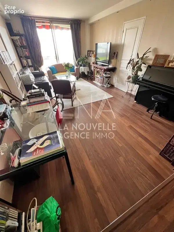 T4 82m² avec balcon vue dégagée - photo 2