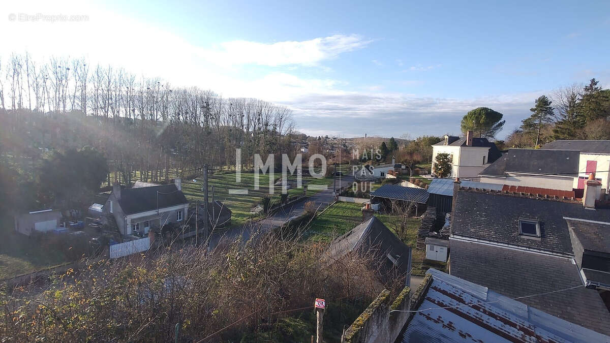 Maison à SAINT-PATERNE-RACAN