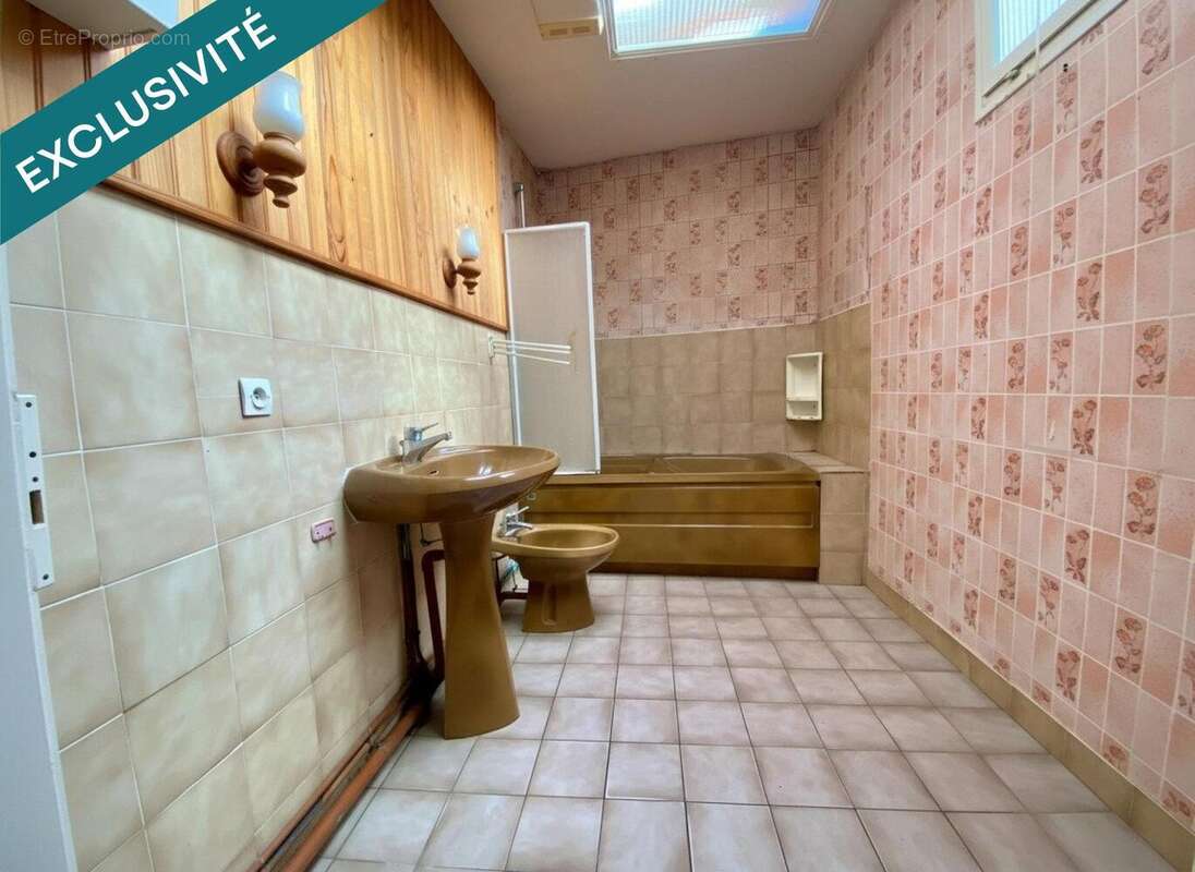 Maison 80 m² à Saint-Quentin  - photo 5
