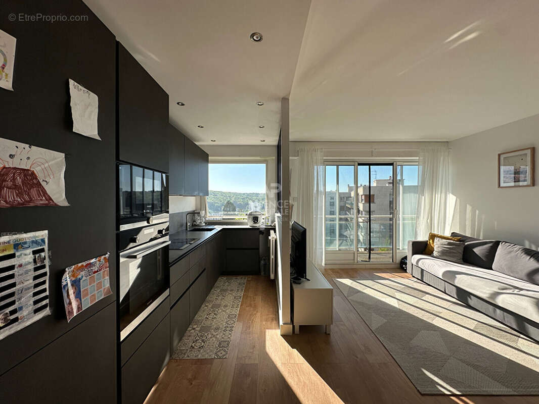 Appartement à CHAVILLE