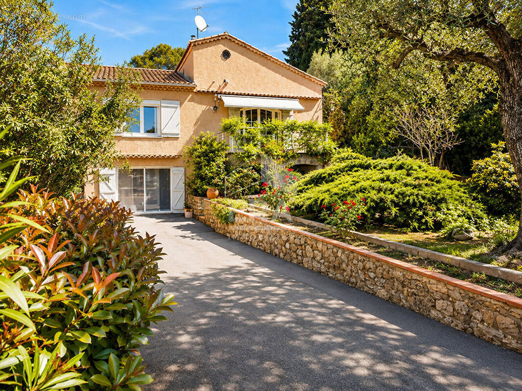 Maison à LE CANNET
