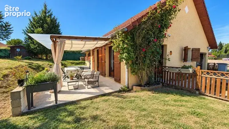 Maison de 5 pièces principales - photo 2