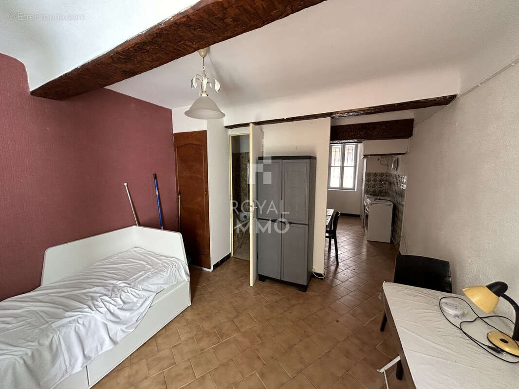 Mourillon t1 + cour privative - photo 5