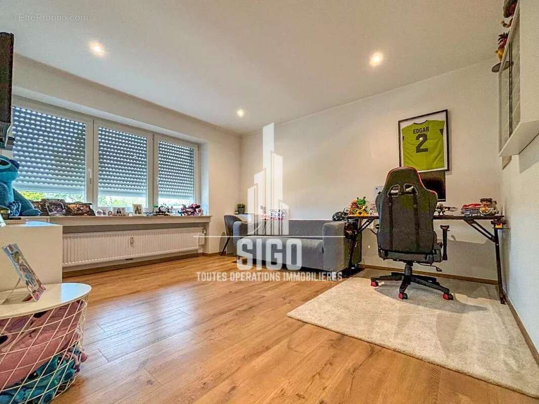 Appartement à BOTZ-EN-MAUGES