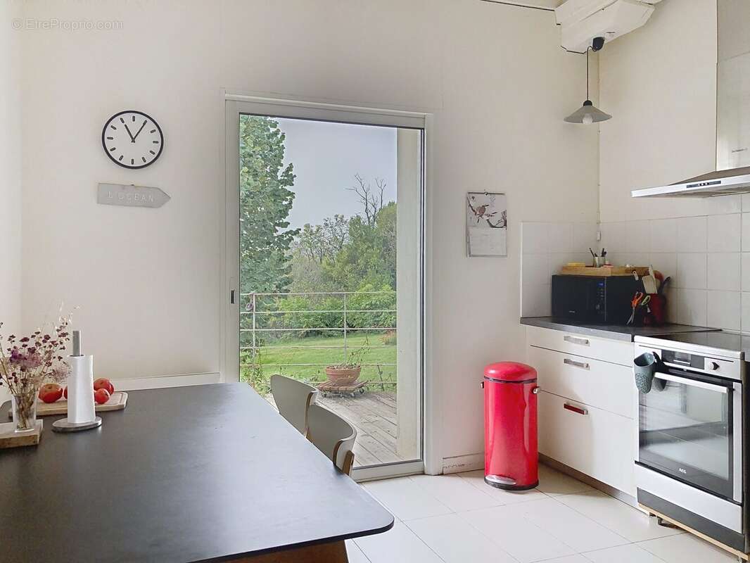 Maison à LISLE-SUR-TARN