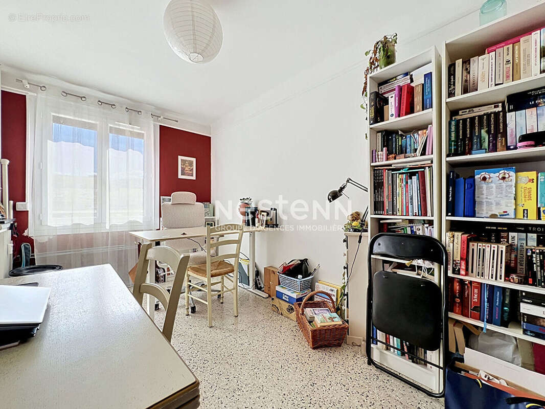 Appartement à VALLAURIS