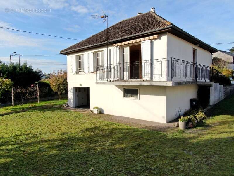 Maison avec possibilité de deux terrains constructibles - photo 4