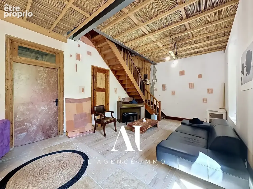 Maison 9 pièces 237 m² à vendre à Chaley (01230) - photo 9