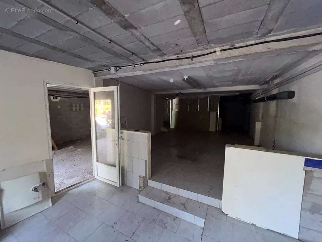 Commerce à SAINT-RAPHAEL