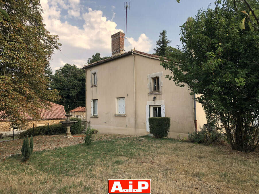 Maison à MOUILLERON-EN-PAREDS