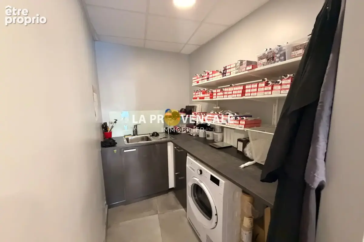 Commerce 70 m² à vendre à Le Tholonet (13100) - photo 7