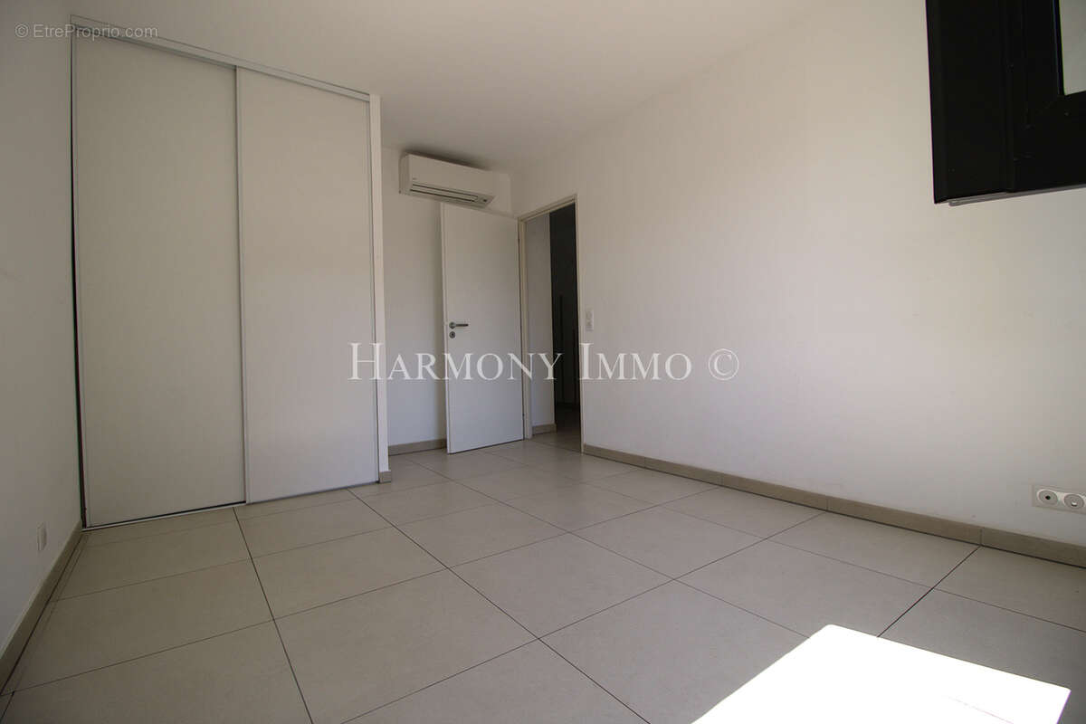 Appartement 3 pièces de 65m2 avec Terrasse   à 5 min d’Ajaccio centre - photo 8