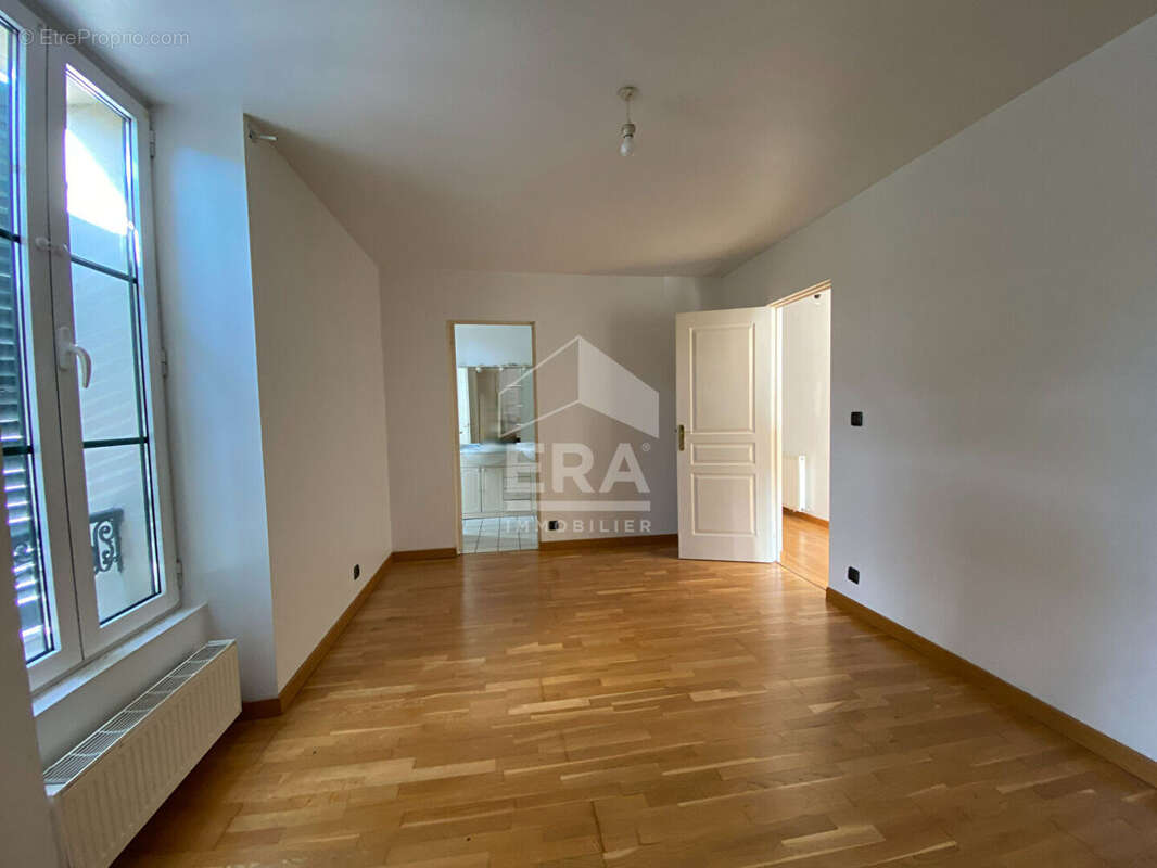 Appartement à MELUN