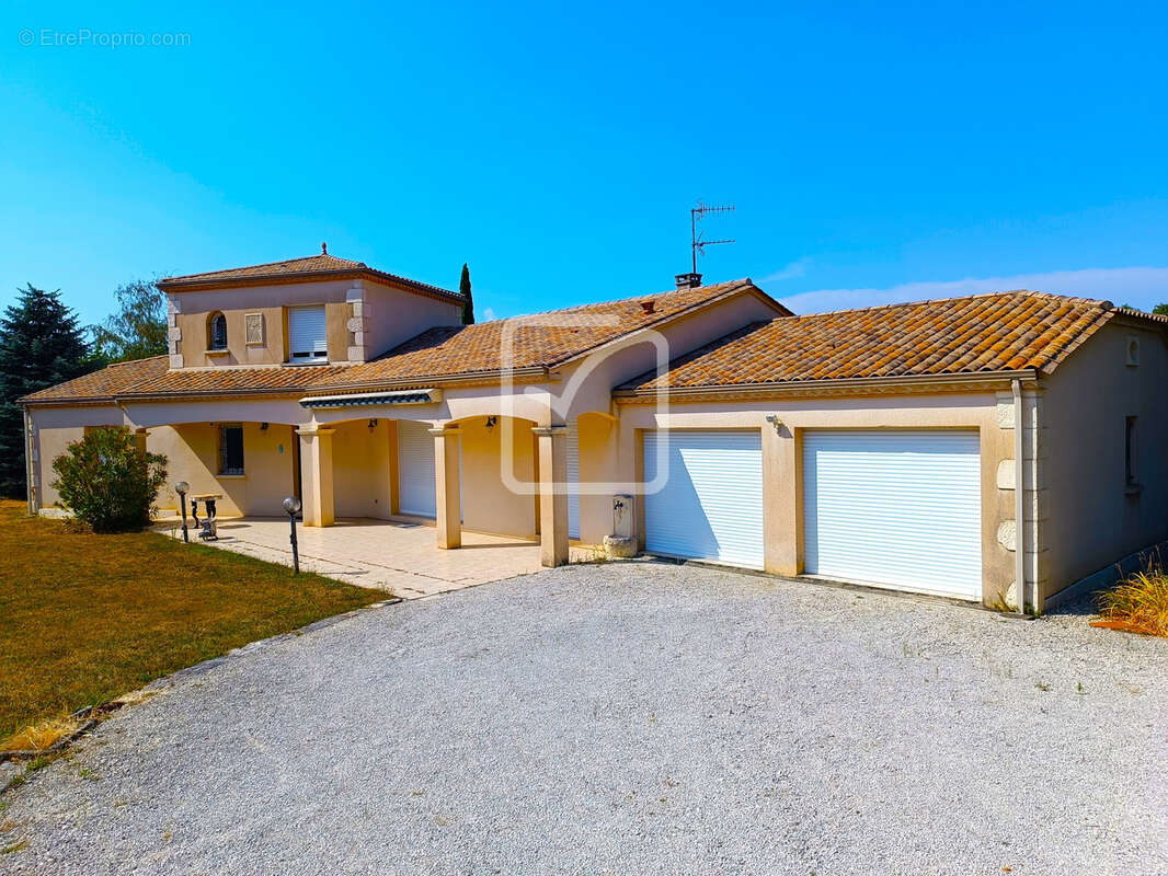 Spacieuse maison moderne avec une très belle vue - photo 1