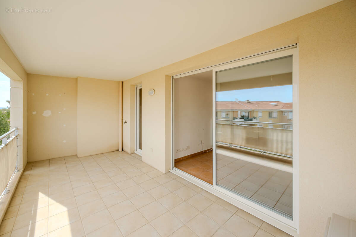 Appartement à HYERES