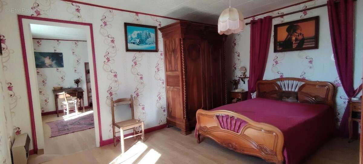 Maison à CHATELLERAULT
