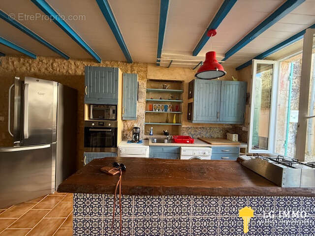 Maison 63 m2, 1 chambre, centre bourg - photo 3