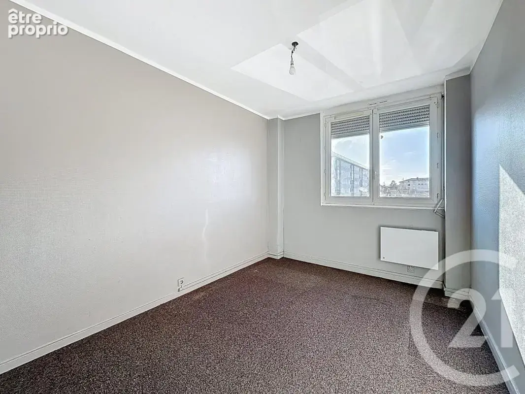 Appartement 65 m² à Venissieux  - photo 7