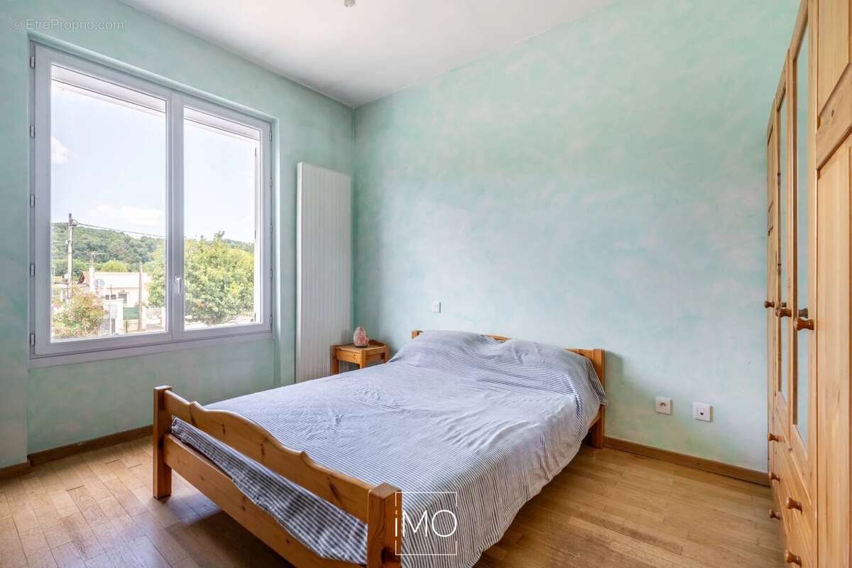 Maison à ALBIGNY-SUR-SAONE