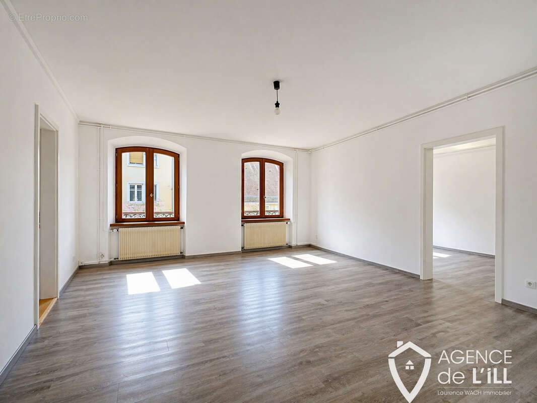 Appartement 4 pièces 117 m2   Centre-ville de Benfeld - photo 2
