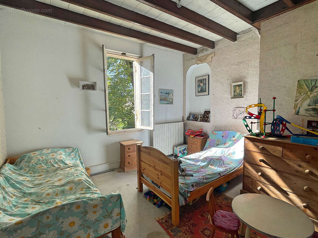 Maison à SAINT-EMILION