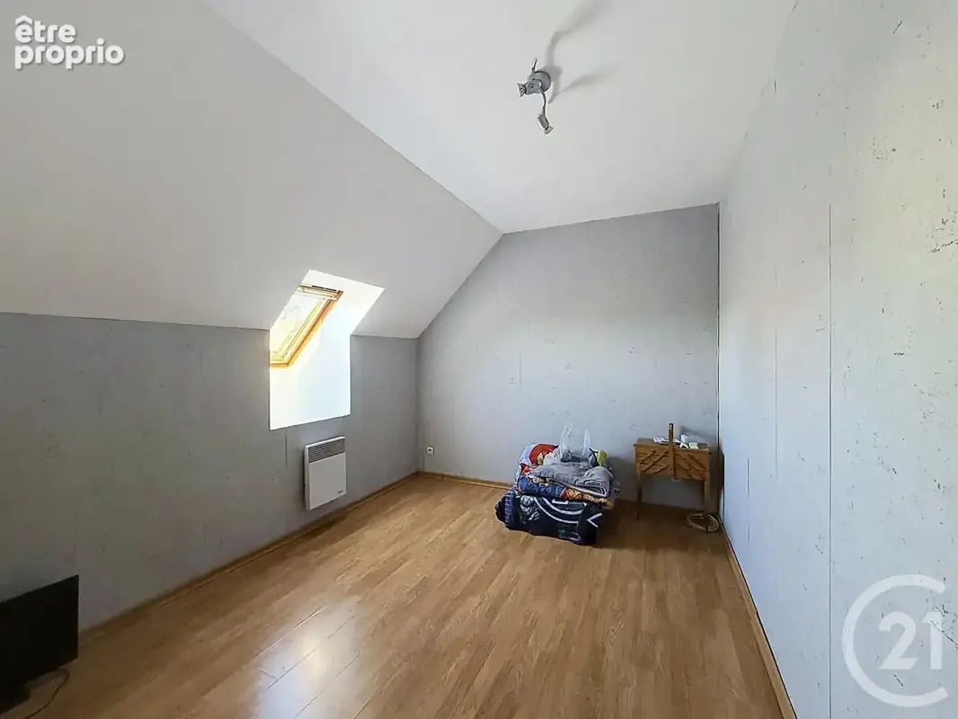Maison 5 pièces 113 m² à vendre à Saint-Julien-Les-Villas (10800) - photo 8