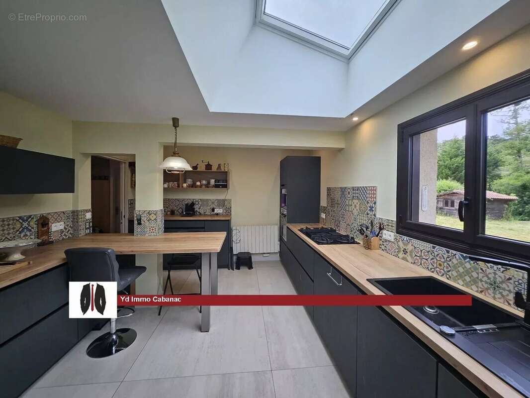 Maison à CABANAC-ET-VILLAGRAINS